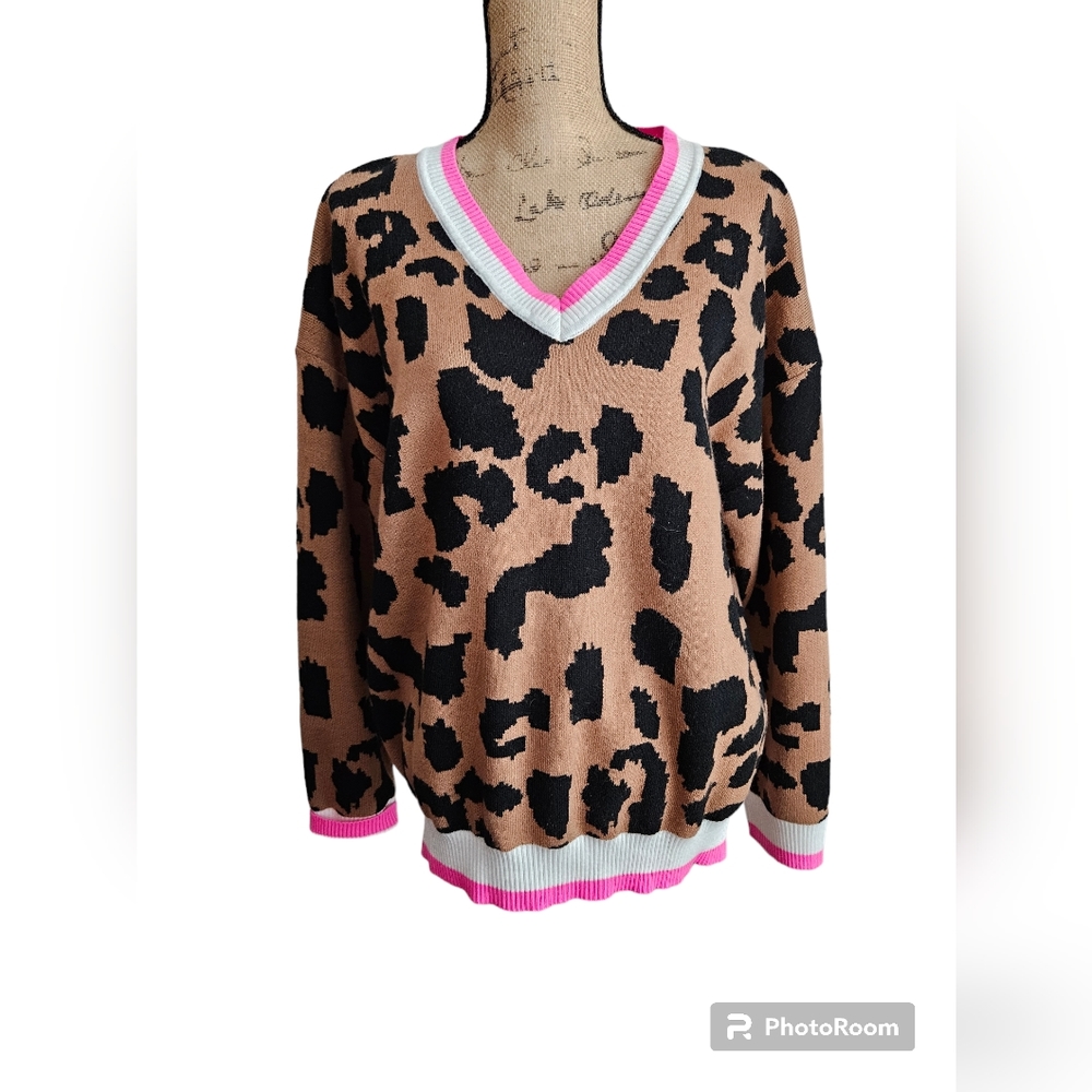 NWOT Jess Lea Leopard Sweater